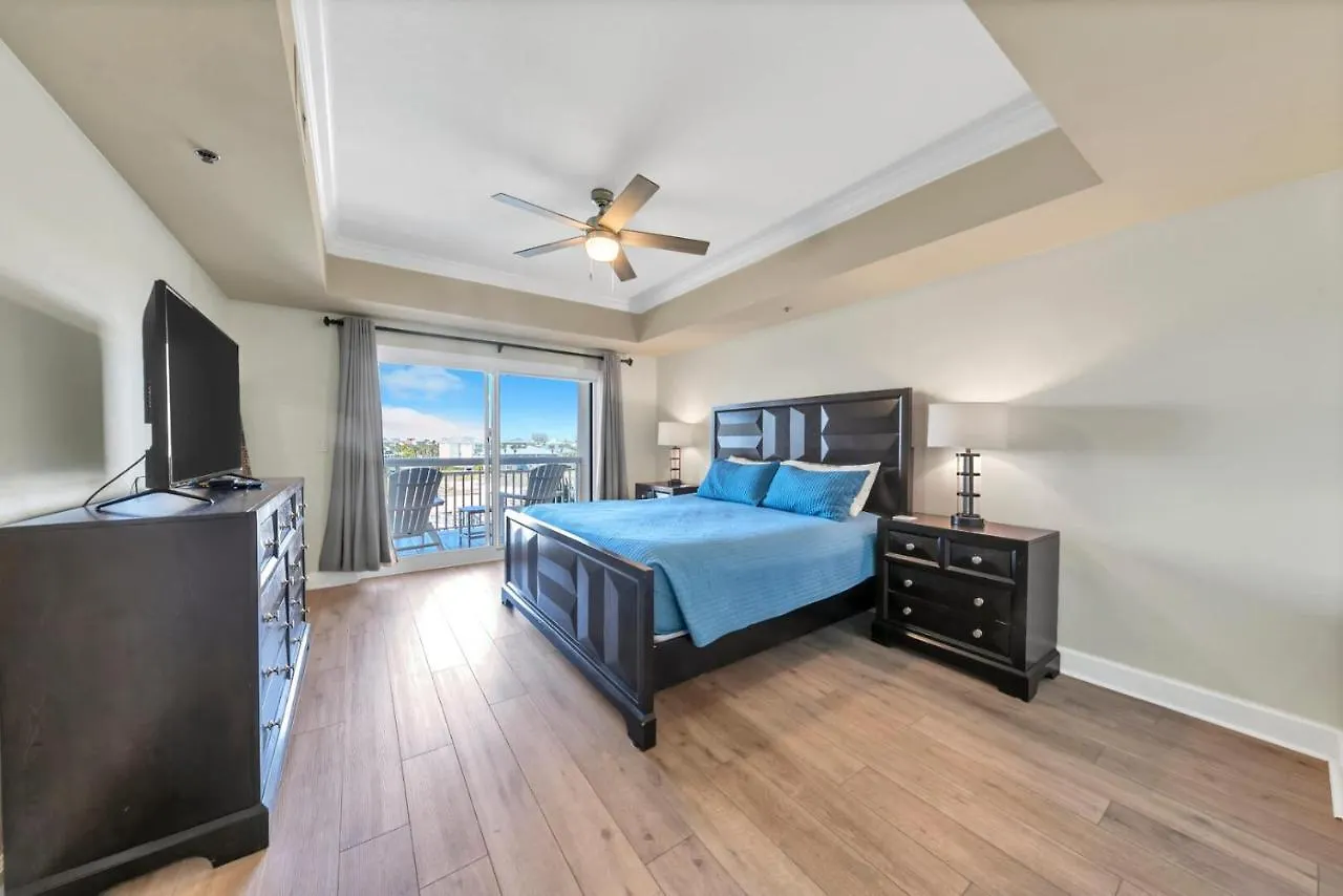 Harbor Landing 101B - 3Br With Harbor Views On Holiday Isle Destin